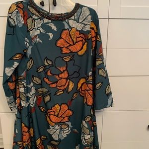 Flowee light dress from Mauve with beaded color